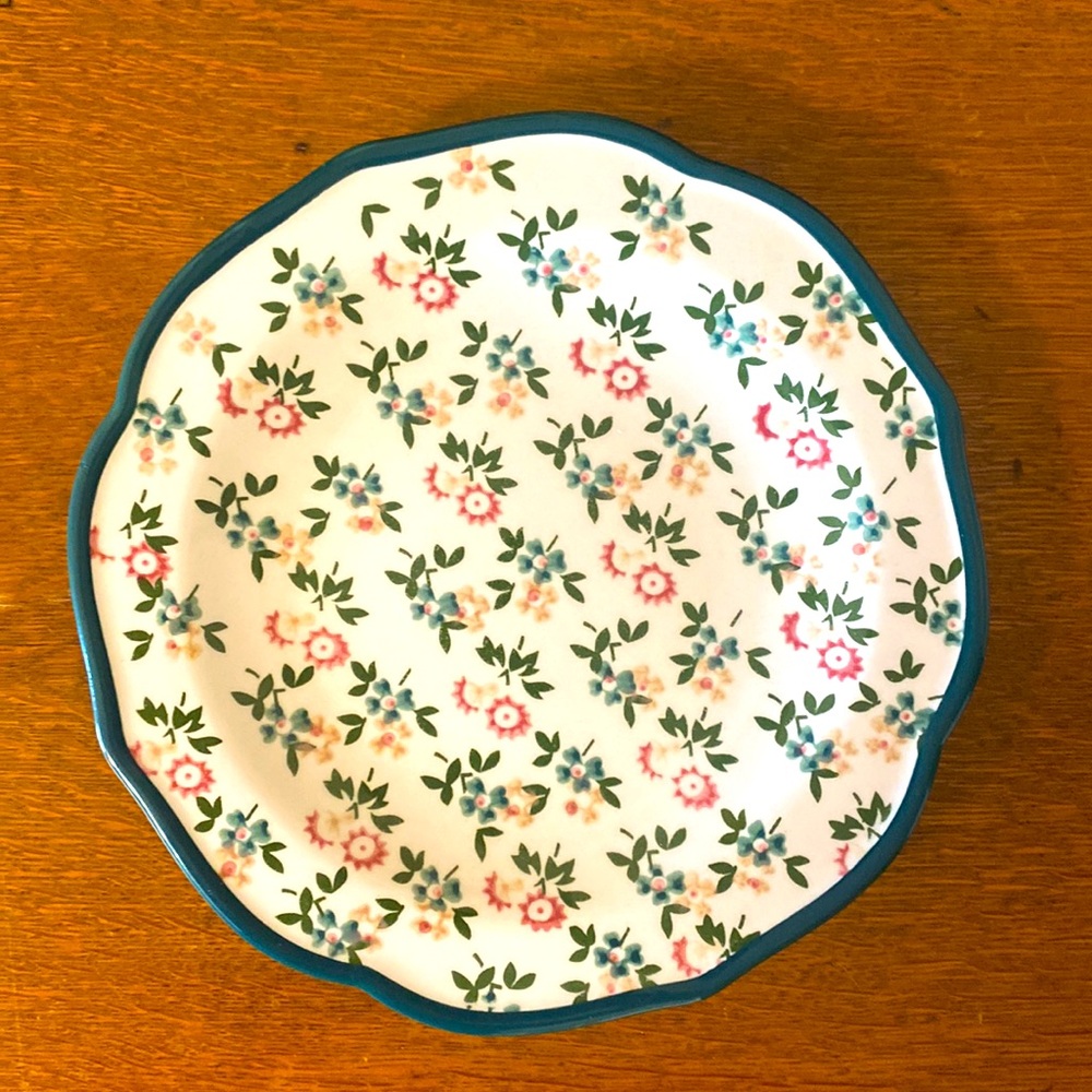 Pioneer Woman fall flowers plates